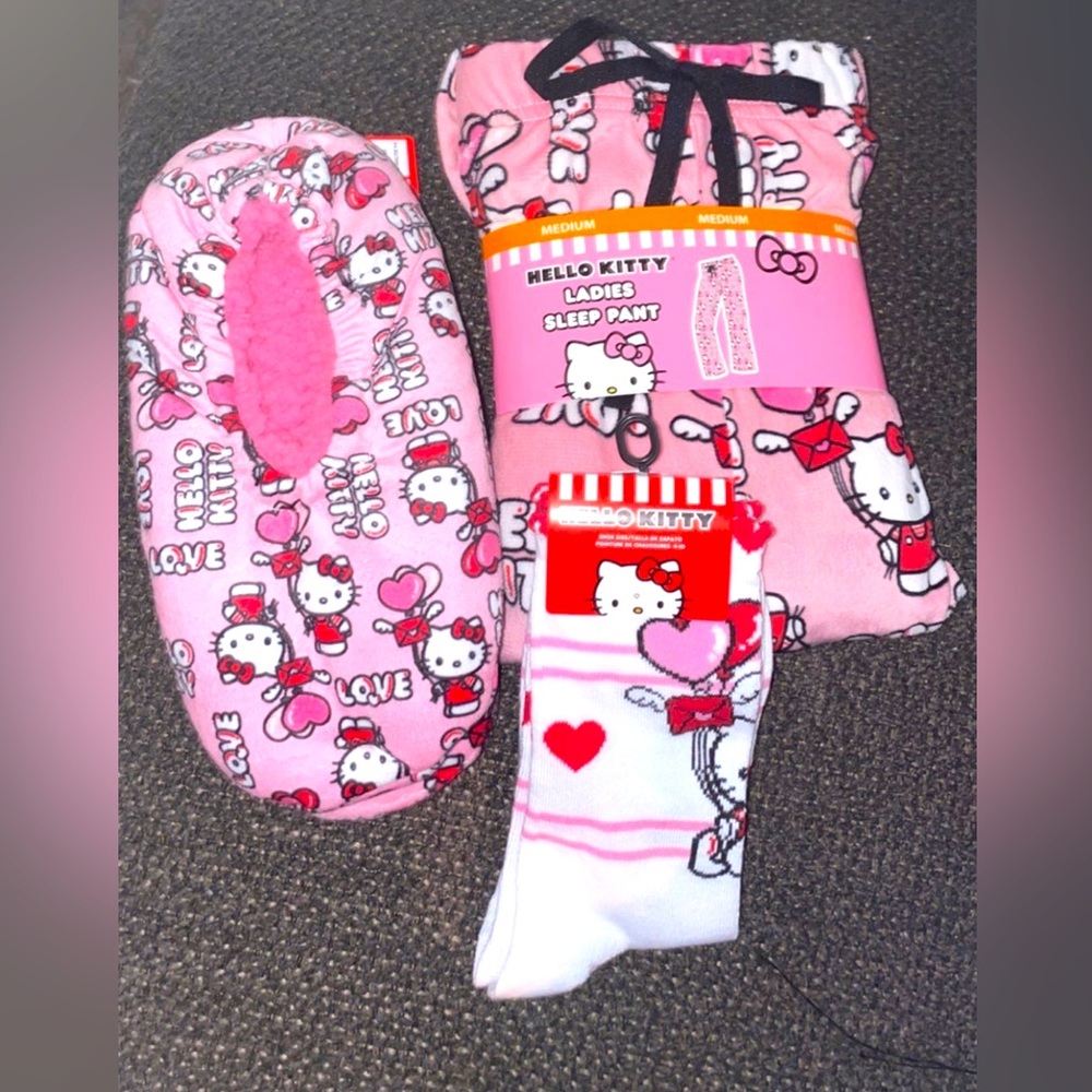 Hello kitty Valentines heart pajama pants
